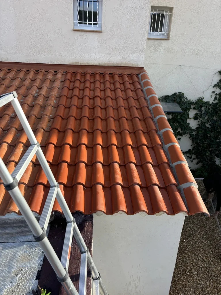 Réfection de toiture en tuiles canal à Toulon